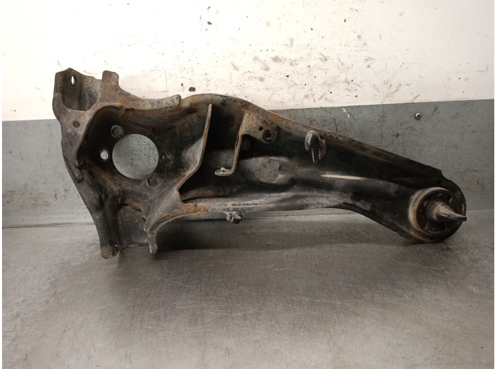 Recambio de brazo suspension superior trasero derecho para dodge caliber 2.0 crd referencia OEM IAM 5272714AA 5272714AA 