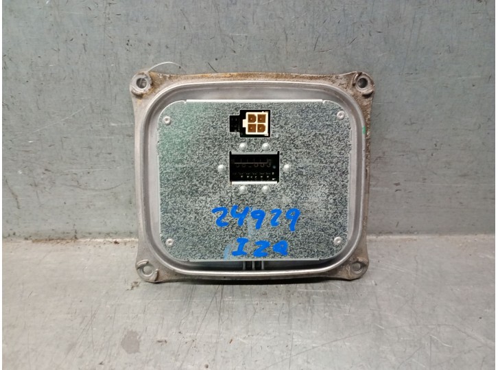 Recambio de centralita faros xenon para audi a4 b8 avant (8k5) 3.0 tdi quattro referencia OEM IAM 8K0907472A 8K0907472A 