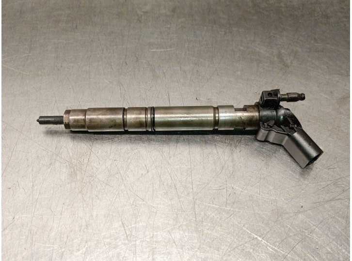 Recambio de inyector para audi q7 (4lb) 3.0 tdi quattro referencia OEM IAM 059130277CD 0445117022