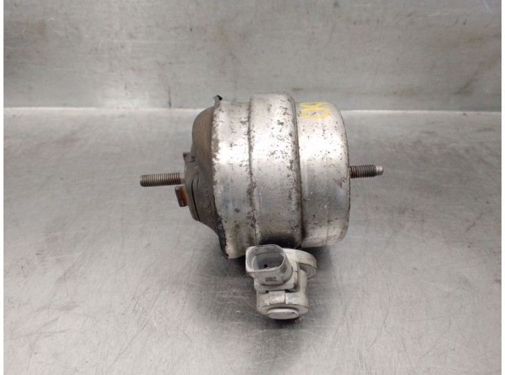 Recambio de soporte motor para audi a4 b7 (8ec) 2.0 tdi 16v referencia OEM IAM 8E0199379AB 8E0199379BF 