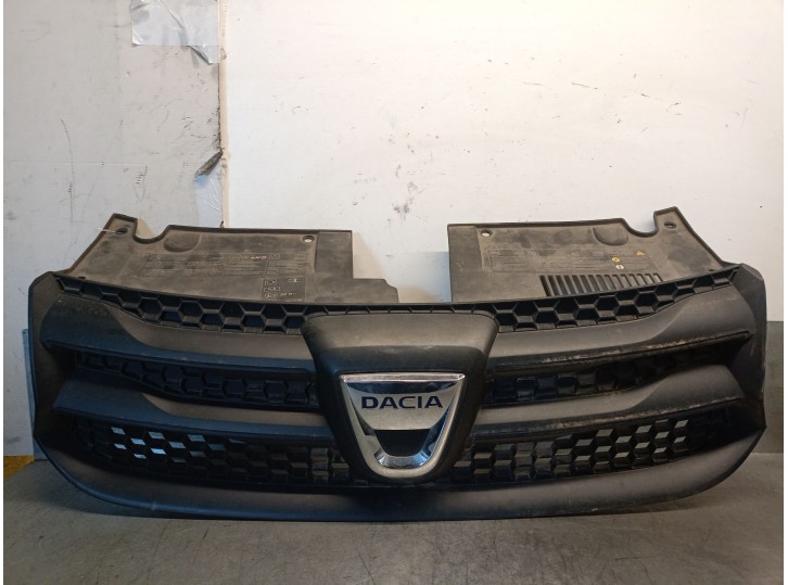 Recambio de rejilla delantera para dacia logan ii 1.5 dci / blue dci 75 referencia OEM IAM 623103971R 623105727R 