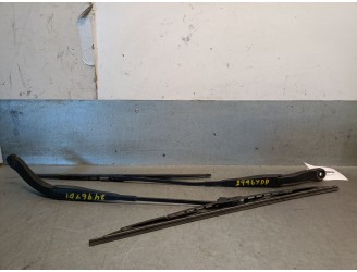 Recambio de brazo limpia delantero derecho para dacia logan ii 1.5 dci / blue dci 75 referencia OEM IAM 288805100R 288866802R 