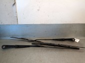 Recambio de brazo limpia delantero derecho para jeep gr.cherokee (wj/wg) 3.1 td cat referencia OEM IAM 55156112AA 5012605AA 