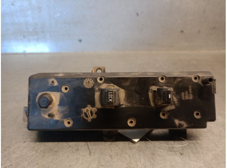 Recambio de mando elevalunas delantero derecho para jeep gr.cherokee (wj/wg) 3.1 td cat referencia OEM IAM 5HB64DX9AA 5HB64DX9AA