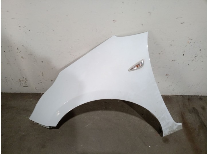 Recambio de aleta delantera izquierda para kia pro cee´d (jd) 1.4 cvvt referencia OEM IAM 66311A2030 66311A2030 