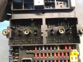 Recambio de caja reles / fusibles para jeep gr.cherokee (wj/wg) 3.1 td cat referencia OEM IAM 56042942AC 