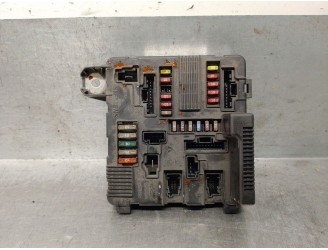 Recambio de caja reles / fusibles para renault megane ii (bm0/1_, cm0/1_) 1.5 dci (bm1e, cm1e) referencia OEM IAM 8200306032C 