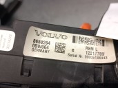 Replacement relay / fuse box for Volvo S60 Saloon 2.4 CAT OEM IAM reference 8688264 