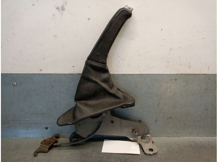Replacement handbrake lever for Volvo S60 Saloon 2.4 CAT OEM IAM reference 30645664 31262159 