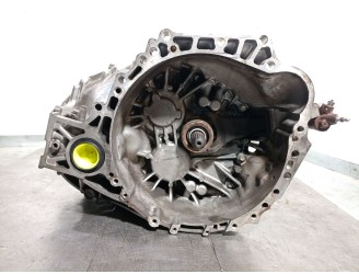 Recambio de caja cambios para toyota avensis sedán (_t25_) 2.0 d-4d (adt250_) referencia OEM IAM 303002D151 