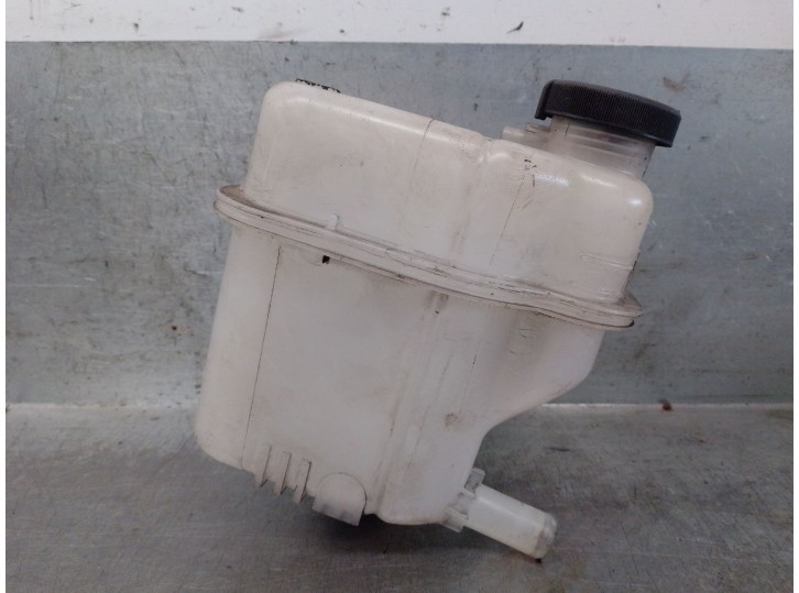 Recambio de deposito expansion para toyota yaris (_p13_) 1.5 16v cat (híbrido) referencia OEM IAM G91H015010 G91H015010 