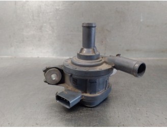 Recambio de bomba agua para toyota yaris (_p13_) 1.5 16v cat (híbrido) referencia OEM IAM G904052020 G904052020
