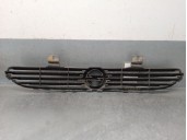 Recambio de rejilla delantera para opel combo (corsa b) 1.7 diesel referencia OEM IAM 93188728 6320043 