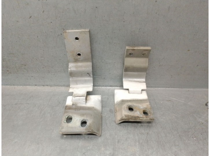 Recambio de bisagra porton para opel combo (corsa b) 1.7 diesel referencia OEM IAM 90387781 132299 