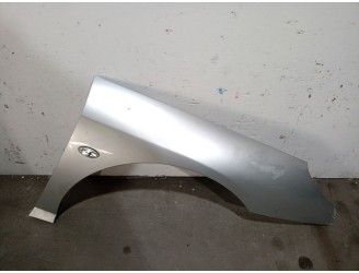 Recambio de aleta delantera derecha para peugeot 407 (6d_) 2.0 hdi 135 (6drhrh, 6drhre, 6drhrg, 6drhrj) referencia OEM IAM 7841Q