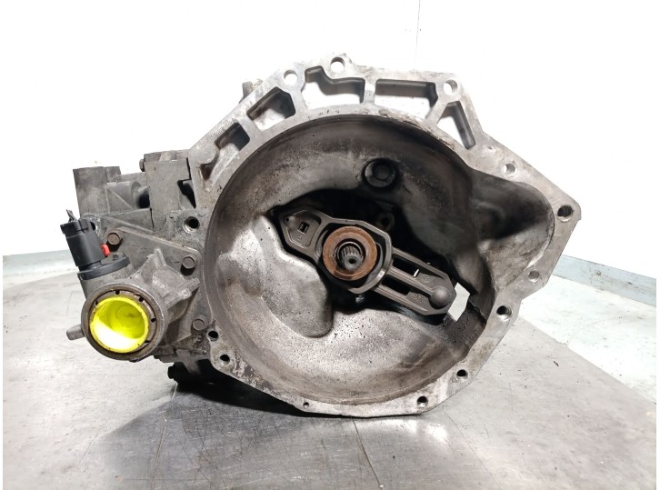 Recambio de caja cambios para chrysler voyager (rg) 2.4 cat referencia OEM IAM T850 4641929AB P04641929AC