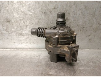 Recambio de bomba agua para bmw x5 (g05, f95) xdrive 45 e plug-in-hybrid referencia OEM IAM 8840614 64218840614 