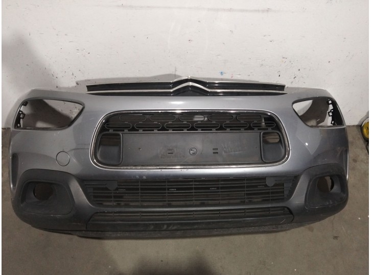 Recambio de paragolpes delantero para citroën c4 cactus 1.2 thp 110 referencia OEM IAM 1632645580 1632645580 