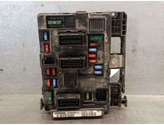 Recambio de caja reles / fusibles para peugeot partner (s2) 2.0 hdi cat referencia OEM IAM 9650618480 T118470003K