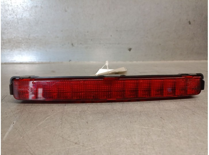 Recambio de luz central de freno para mazda 6 sedán (gj, gl) 2.2 d (gj2fp) referencia OEM IAM GHK251580C GHK251580C 