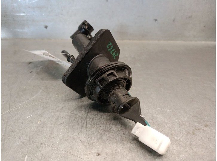 Recambio de bomba embrague para mazda 6 sedán (gj, gl) 2.2 d (gj2fp) referencia OEM IAM KD4341400B KD4341400B 