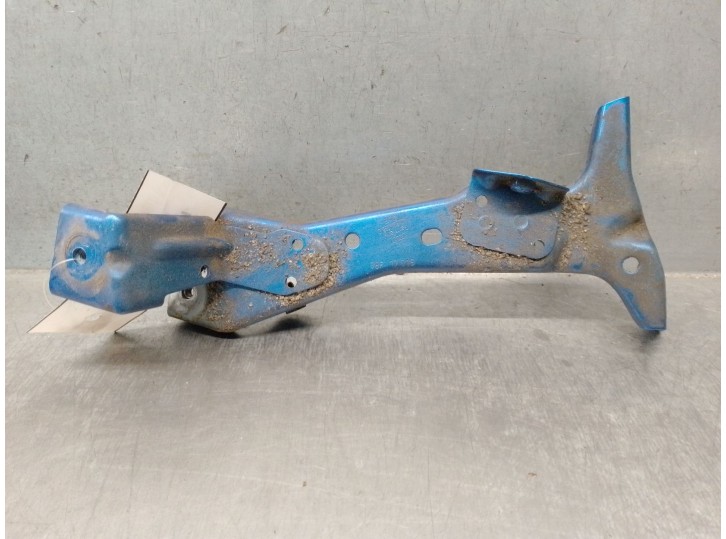 Recambio de refuerzo paragolpes delantero para audi a3 sportback (8va, 8vf) 1.5 tfsi referencia OEM IAM 8V0821136C 8V0821136C 