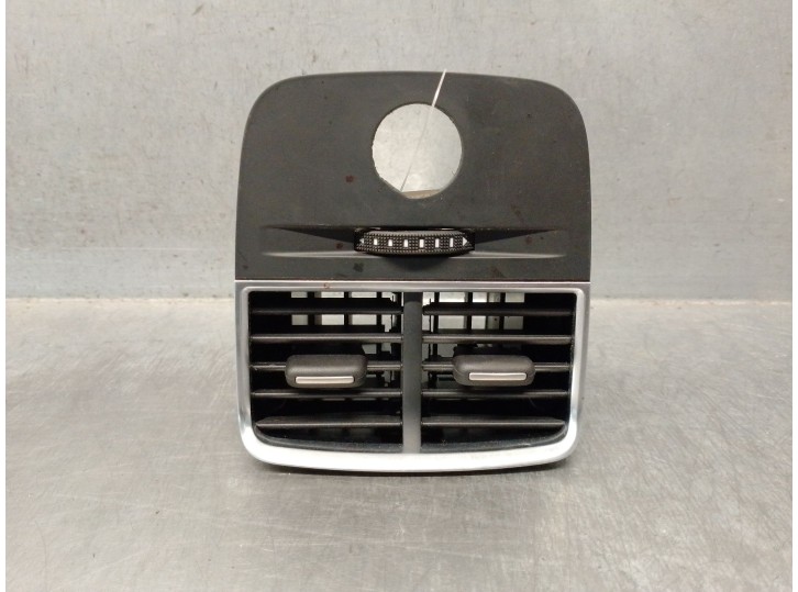 Recambio de aireador para audi a3 sportback (8va, 8vf) 1.5 tfsi referencia OEM IAM 8V0819203A 8V0819203A 