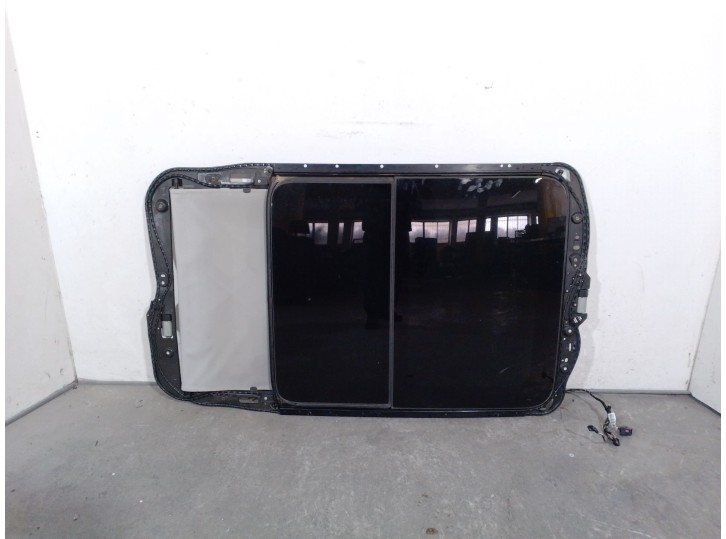 Replacement electric sunroof for Audi A4 B8 Avant (8K5) 3.0 TDi Quattro OEM IAM reference 8K9877049A 