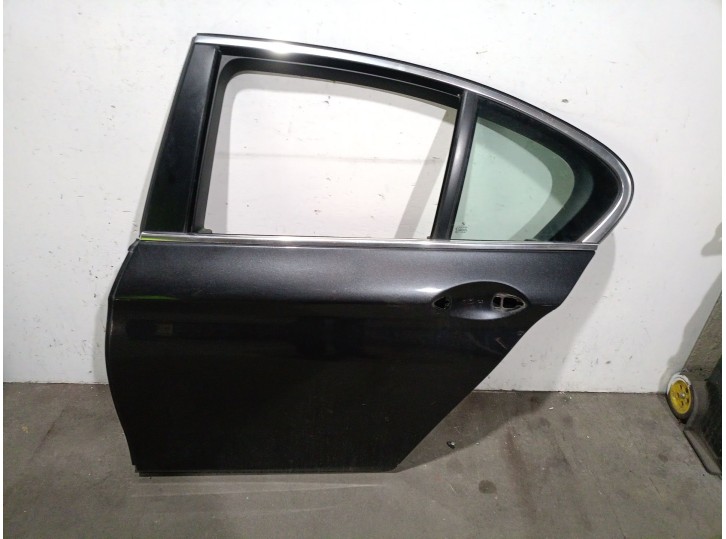 Recambio de puerta trasera izquierda para bmw 5 (f10) 520 d referencia OEM IAM 41009628755 41009628755 