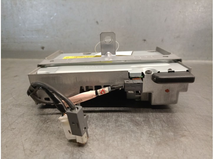 Recambio de sistema audio / radio cd para mazda 6 sedán (gj, gl) 2.2 d (gj2fp) referencia OEM IAM GMD7669C0C GMD7669C0C 