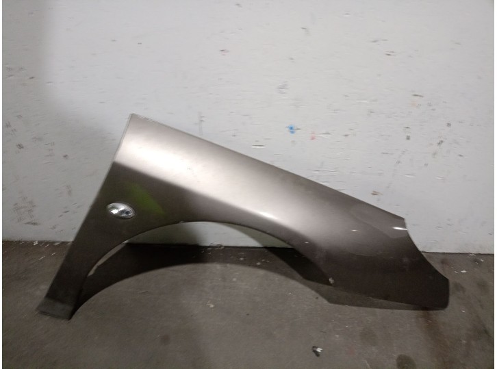 Recambio de aleta delantera derecha para peugeot 407 (6d_) 2.2 16v (6d3fyh, 6d3fye) referencia OEM IAM 7841Q9 7841Q9 