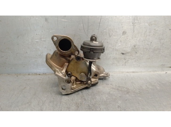 Recambio de valvula egr para bmw 1 (f20) 118 d referencia OEM IAM 11717822347 11717822347 