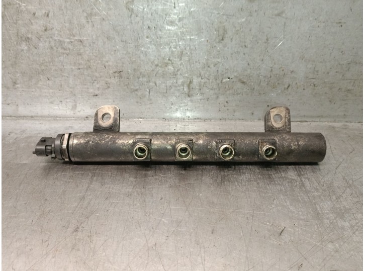 Recambio de rampa inyectora para opel vectra c gts (z02) 1.9 cdti (f68) referencia OEM IAM 55197322 