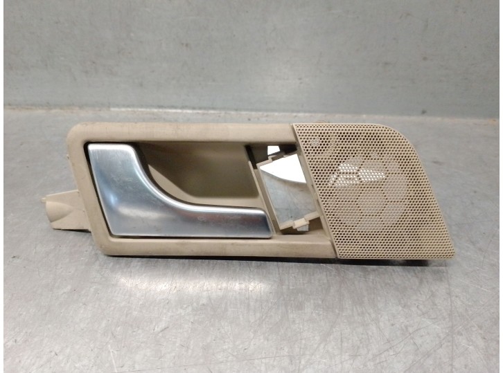 Recambio de maneta interior delantera izquierda para audi a2 (8z0) 1.2 tdi referencia OEM IAM 8Z0837019 8Z0837019F 