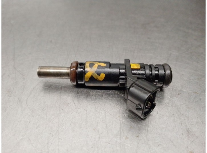 Replacement injector for Peugeot 207 SW (WK_) 1.4 16V OEM IAM reference V752817680 