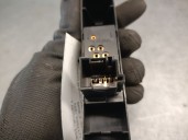 Recambio de mando elevalunas delantero izquierdo para bmw 3 (e46) 320 d referencia OEM IAM 6902177 61316902177 