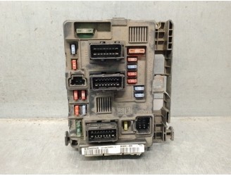 Recambio de caja reles / fusibles para citroën c2 (jm_) 1.6 referencia OEM IAM 9650618480 U118470003L