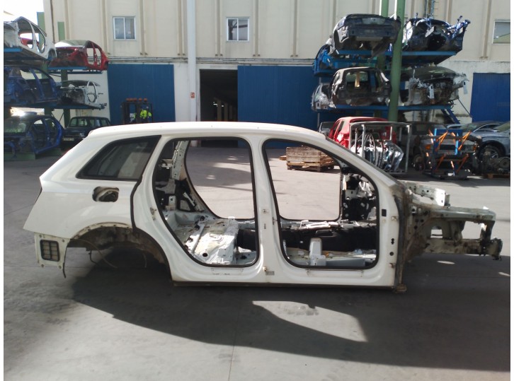 Recambio de aleta trasera derecha para audi q7 (4mb, 4mg, 4mq) sq7 tdi quattro referencia OEM IAM 4M0809838 4M0809838 