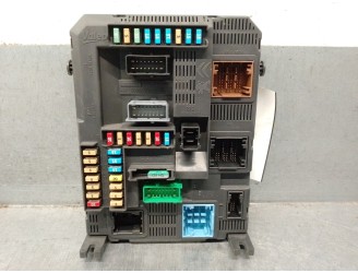 Recambio de caja reles / fusibles para peugeot 208 i (ca_, cc_) 1.2 thp 110 referencia OEM IAM 9819850080 E1172508