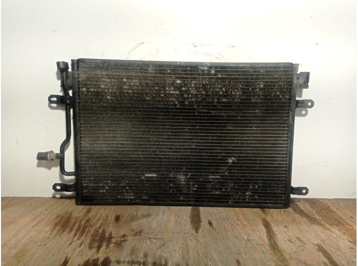 Recambio de condensador / radiador aire acondicionado para audi a4 b6 avant (8e5) 2.5 tdi referencia OEM IAM 8E0260403B 8E026040