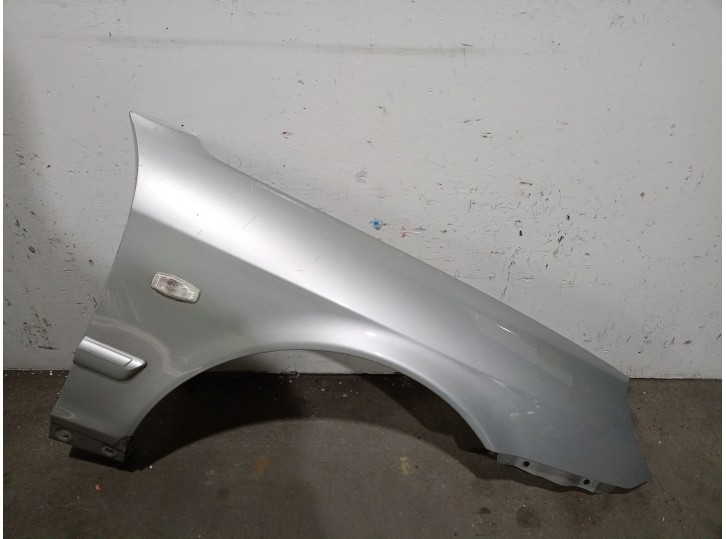 Recambio de aleta delantera derecha para hyundai sonata iv (ef) 2.0 16v referencia OEM IAM 663213D200 663213D200 