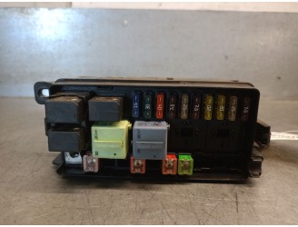 Recambio de caja reles / fusibles para mini mini countryman (r60) cooper d referencia OEM IAM 9213372 