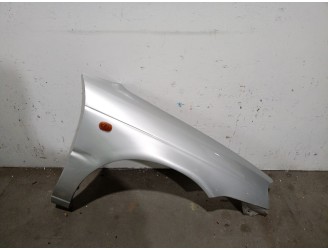 Recambio de aleta delantera derecha para suzuki baleno hatchback (eg) 1.6 i 16v (sy416) referencia OEM IAM 5761165G00 5761165G00