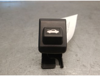 Recambio de cerradura capot para mazda 6 sedán (gj, gl) 2.2 d (gj2fp) referencia OEM IAM GHP956720 GHP956720 