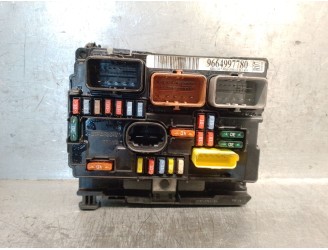 Recambio de caja reles / fusibles para peugeot 207/207+ (wa_, wc_) 1.4 16v referencia OEM IAM 9664997780 