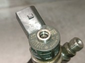 Recambio de inyector para bmw 3 touring (f31) 330 d referencia OEM IAM 7810702 13537810702 0445110616