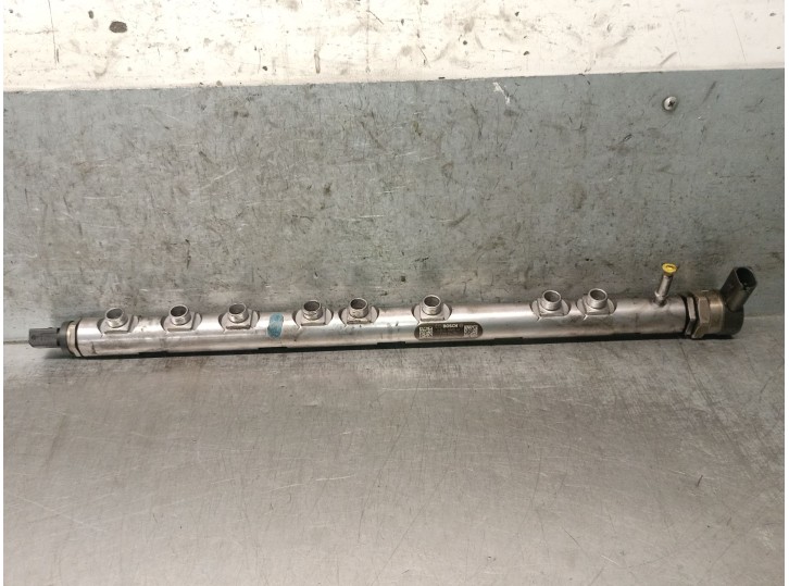 Recambio de rampa inyectora para bmw 3 touring (f31) 330 d referencia OEM IAM 7805423 13537805423 0445216036