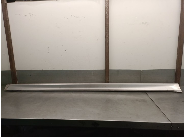 Recambio de faldon lateral para hyundai sonata iv (ef) 2.0 16v referencia OEM IAM 877543D000 877543D000 