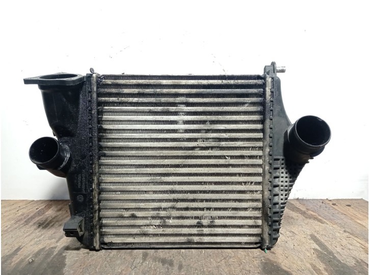 Recambio de intercooler para audi q7 (4mb, 4mg, 4mq) sq7 tdi quattro referencia OEM IAM 4M0145803AA 4M0145803AA 