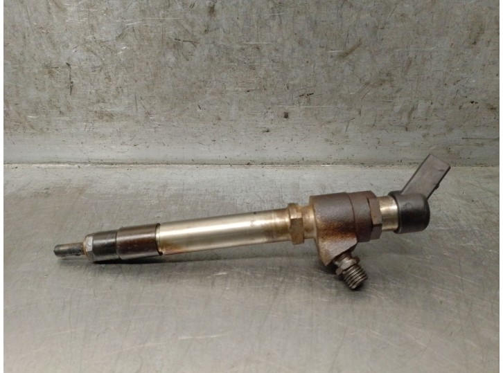 Recambio de inyector para land rover range rover iii (l322) 3.6 d 4x4 referencia OEM IAM 6H4Q9K546EB 